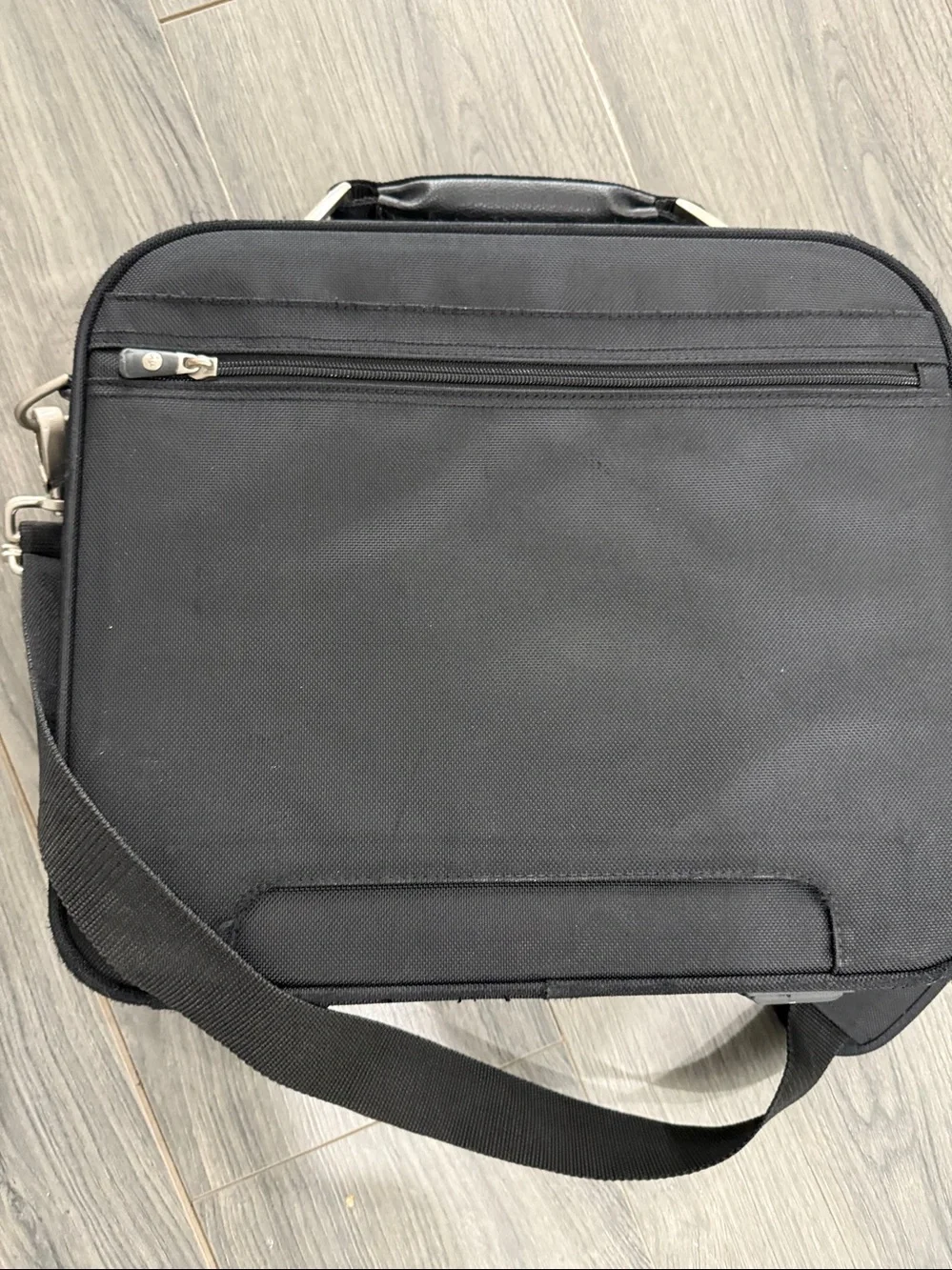 Black Men’s Crossbody Travel Bag